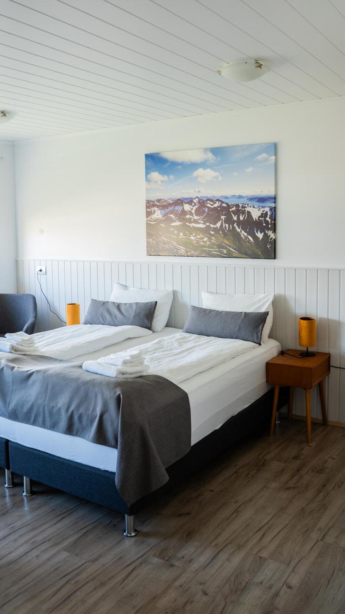 Hotel Flokalundur Brjanslaekur Esterno foto